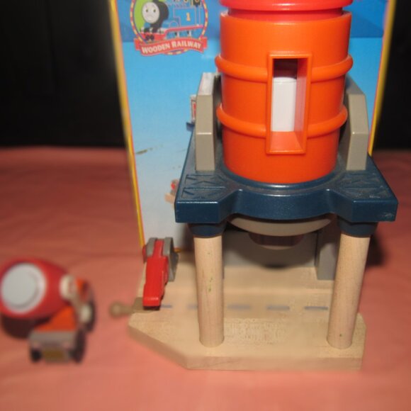 Thomas Wooden Railway Train Engine Track Sodor Cement Works Loader - Picture 2 of 6